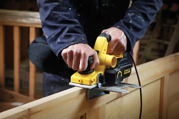 PLANER 750W FME630K STANLEY