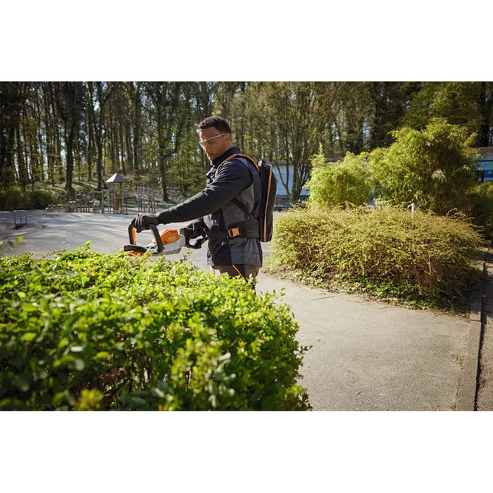 STIHL HSA 130.0 R 36 V CORDLESS HEDGE TRIMMER 75 cm BLADE PITCH 38 mm - Храсторези<<<Градински