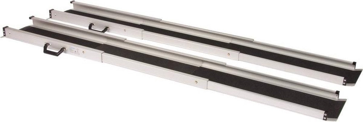 Telescopic mobile ramp