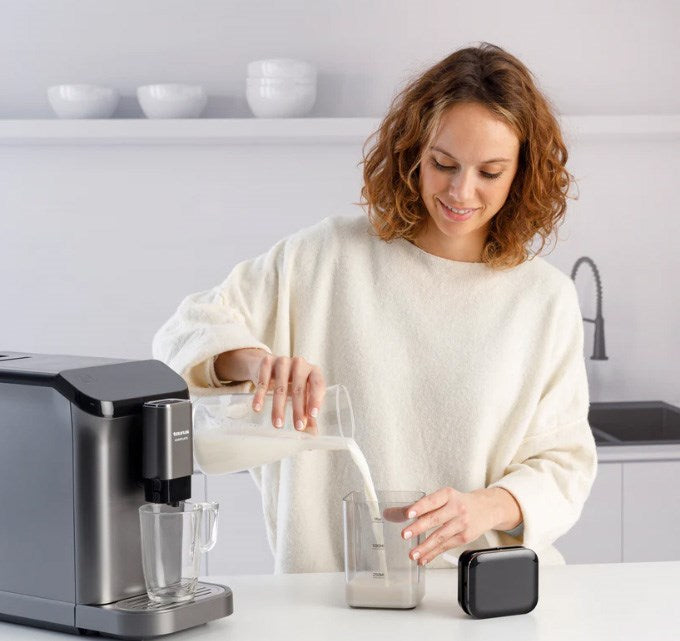 Taurus Accento Latte espresso machine; 20 bar White Coffee
