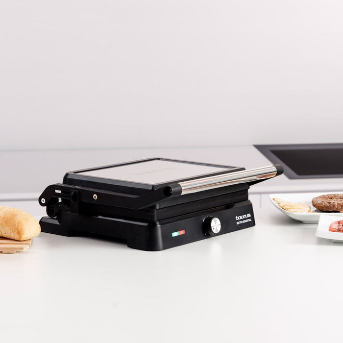 Taurus Bistro Essential 2600W meat and burger grill