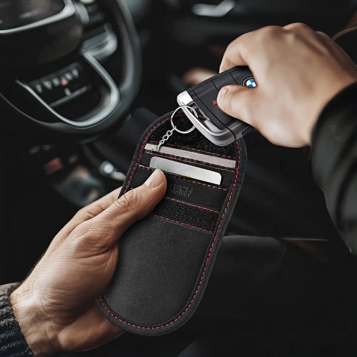 Tech-Protect KLR100 RFID Case - Black and Red - Cell phone cases and covers<<<HurtelXML