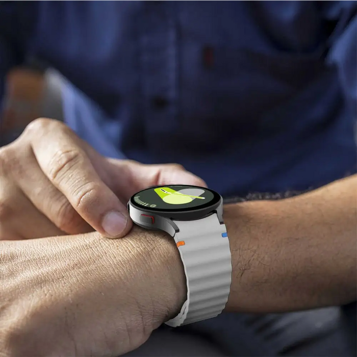 Tech-Protect Silicone Sport Strap for Samsung Galaxy Watch 4 / 5 / 5 Pro / 6 / 7 / FE - Beige - Other cell phone