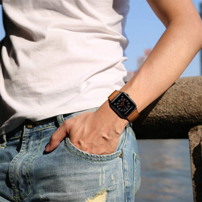 Tech-Protect LeatherFit Strap for Apple Watch 4 / 5 / 6 / 7 / 8 / 9 / SE / Ultra 1 / 2 (42/44/45/49 mm) - Brown