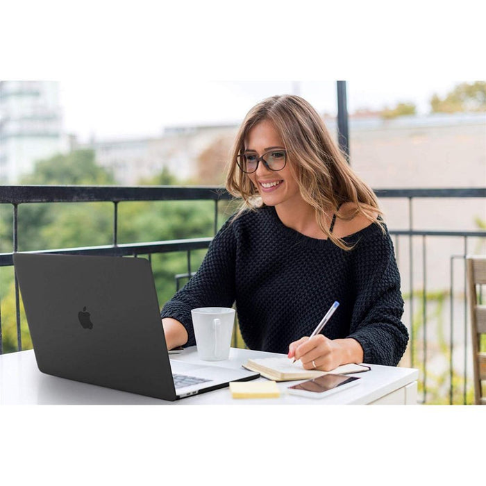 Tech-Protect SmartShell Case for MacBook Air 13" M2 / M3 / 2022-2024 - Transparent