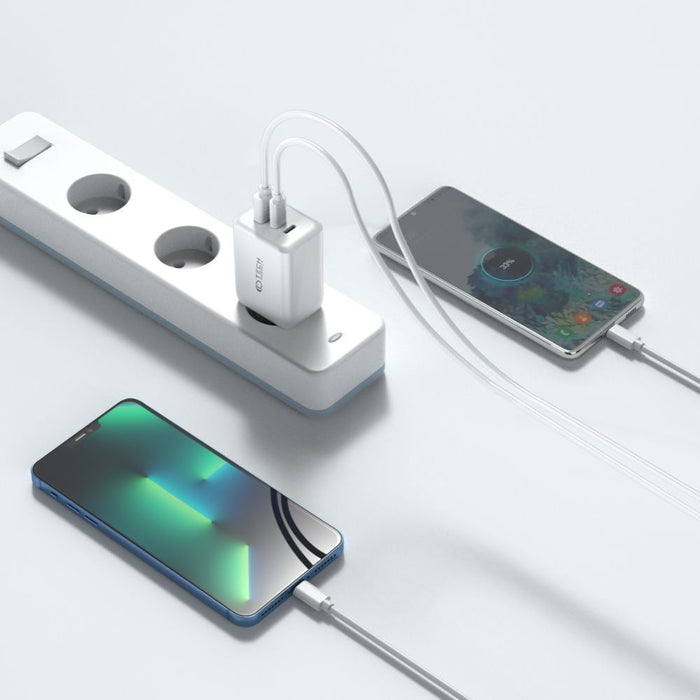Tech-Protect C65W charger 2x USB-C PD 65W / USB-A QC 3.0 - white