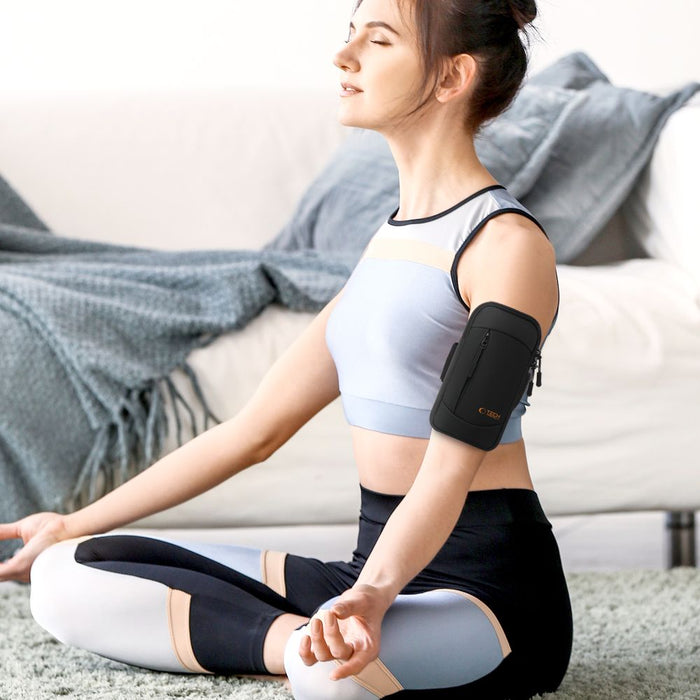 Tech-Protect M6 Universal Sport Armband - Black and Orange