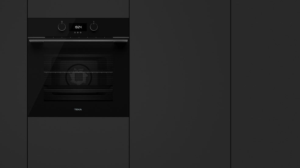 Built-in oven TEKA HLB 8400 black