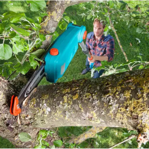 TELESCOPIC ELECTRIC PRUNER GARDENA TCS 720/20 720 W BAR LENGTH 20.00 cm - Електрически и акумулаторни верижни