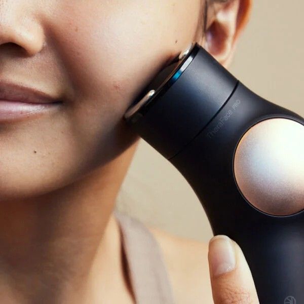 Therabody FG TheraFace Hot & Cold Rings - Black massager Face