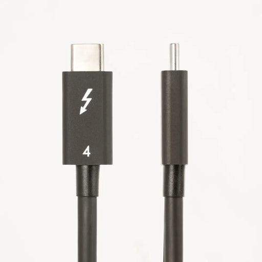 Thunderbolt 3 cable Startech TBLT4MM50CM - Компютър Кабели и адаптери<<<Компютри|