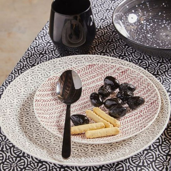 FOOD SERVICE 6PM LOUISE O CHAKRA TOGNANA