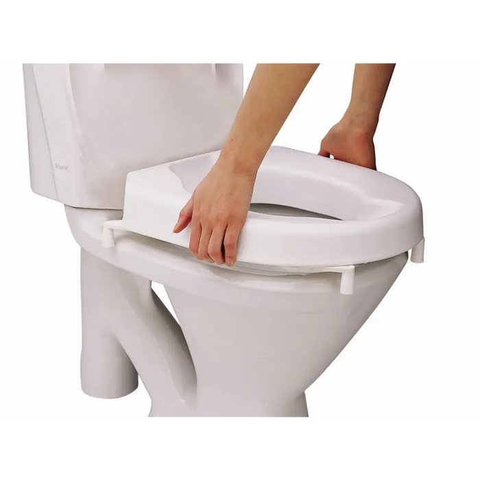 Toilet seat elevation cap with flap Etac HI-Loo 10 cm - Toilet seat raisersLIT-NPS<<<Bathroom and toiletLIT<<<ActionPL