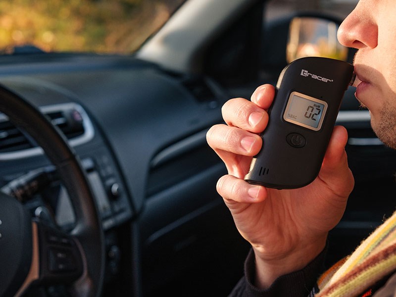 Tracer BreathEZ-1 Semiconductor Breathalyser, Black