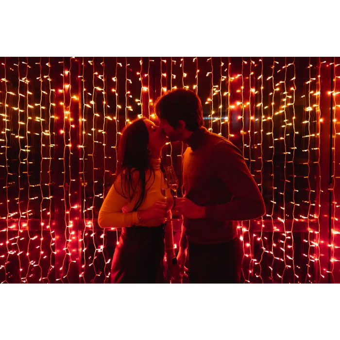 TWINKLY Curtain 210 (TWW210SPP-TEU) Intelligent LED Lights 210 LED RGB + W 2,1 m - Christmas tree