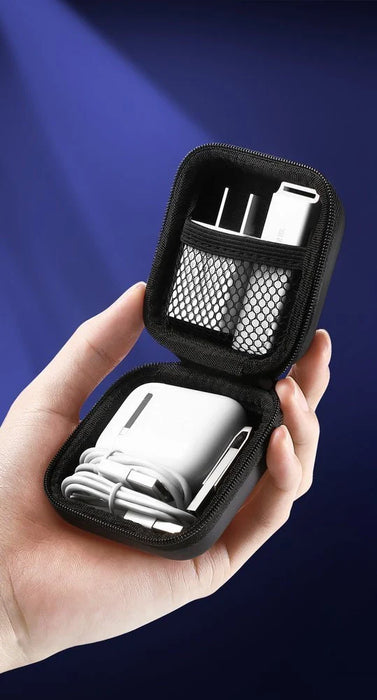Ugreen case for headphones 8 cm x 8 cm black (40816) - Disk cases and accessories<<<HurtelXML&&&Cases