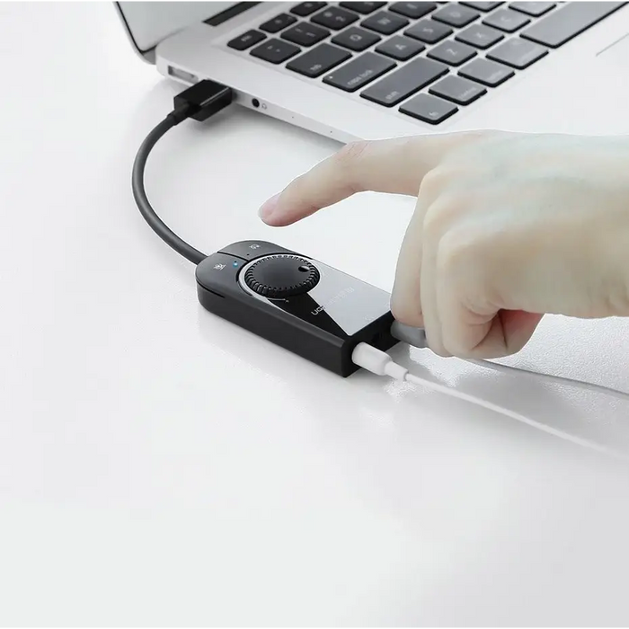 Ugreen external sound card music adapter USB - 3.5 mm mini jack with volume control 15 cm black (40964) - USB