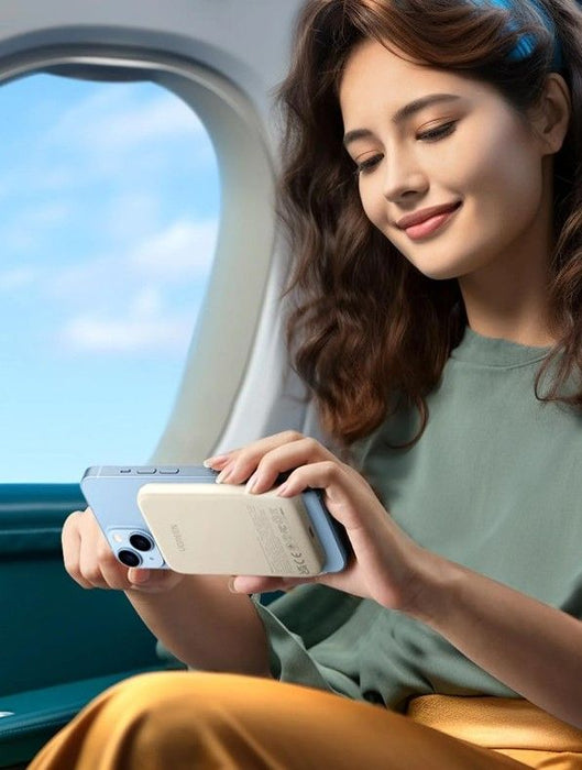 POWER BANK 5,000mAh Mini MAGNETIC WIR PB560 UGREEN