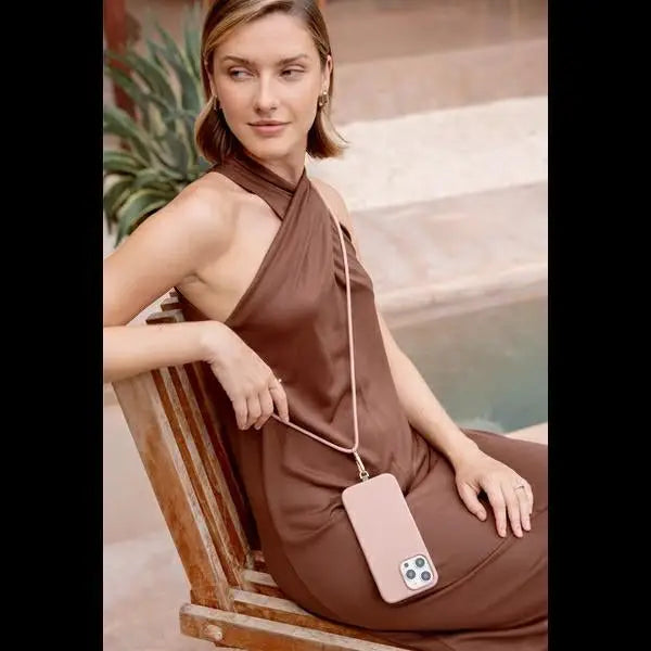 Uniq case Coehl Creme iPhone 16 Pro Max 6.9’’ Magnetic Charging pink/ballet pink - Cell phone cases