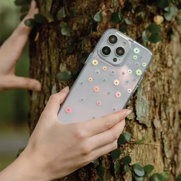 Uniq Coehl Aster case for iPhone 14 Plus - pink - Cell phone cases and covers<<<HurtelXML