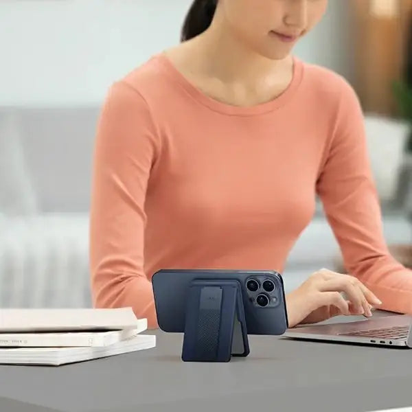 Uniq Heldro ID magnetic wallet with support and wristband - pink - Others<<<HurtelXML