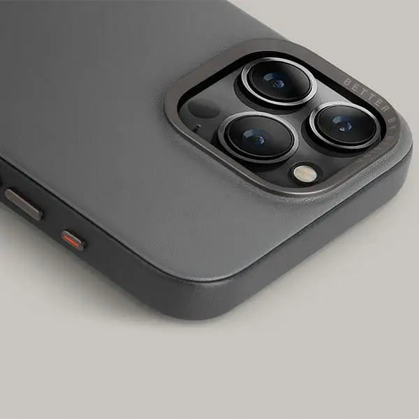 Uniq Lyden DS iPhone 15 Pro 6.1’’ Magclick Charging case grey-black/charcoal grey-black - Cell phone cases
