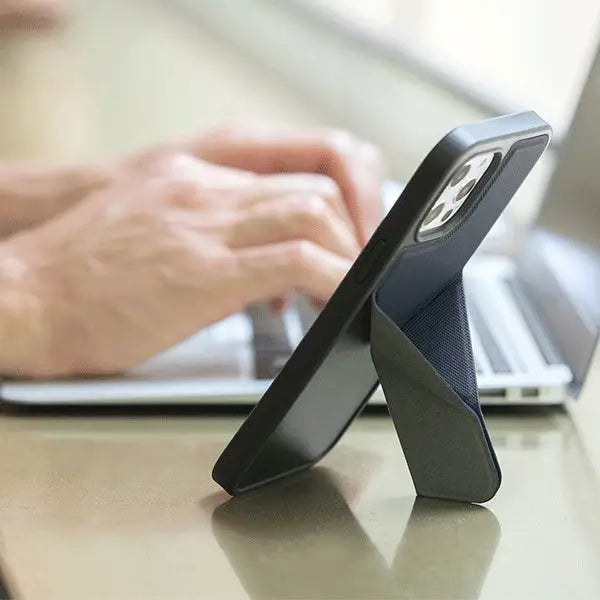 Uniq Transforma case for iPhone 12 mini - red - Cell phone cases and covers<<<HurtelXML