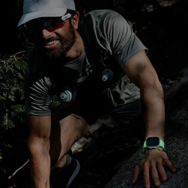 Uniq Stride SE Apple Watch strap 42/41/40mm FKM Rubber Strap lume