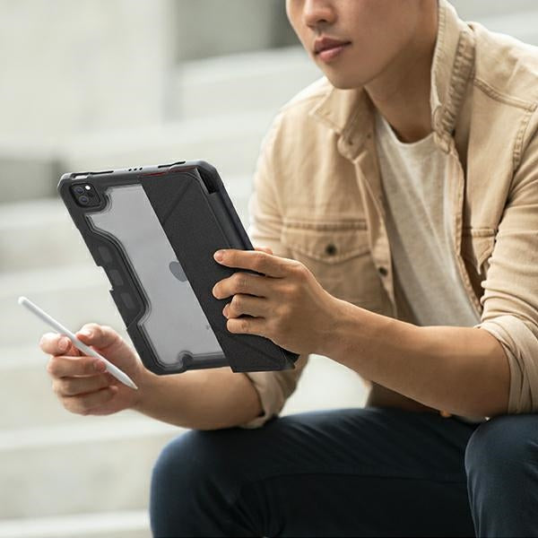 Uniq Trexa case for iPad Pro 11'' 2021/2020 - red