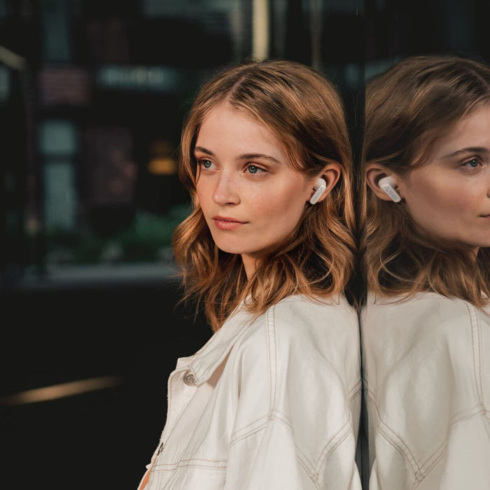 URBANISTA COPENHAGEN Bluetooth earphones black 32 hours total playtime Noise-reducing microphone Touch controls IPX4 dusty pink