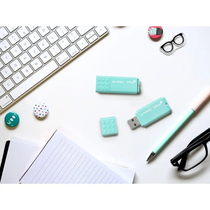 USB stick GoodRam UME3 Turquoise 32 GB (1 Unit) - USB флаш устройства<<<Компютър Мрежи и компоненти<<<Компютри|