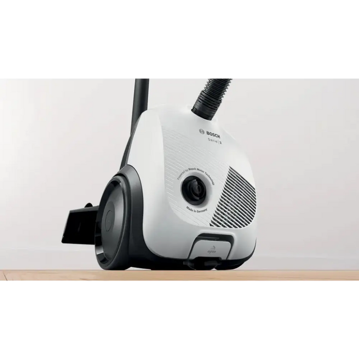 Vacuum cleaner Bosch BGLS2LW1 - Прахосмукачки стандартни<<<Прахосмукачки<<<Малки електроуреди<<<TechMart