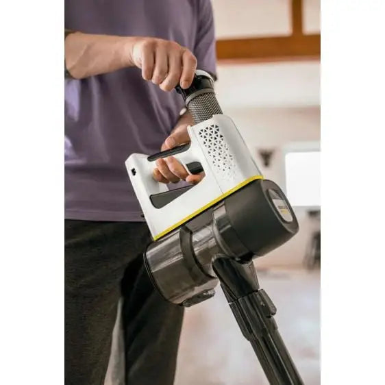 Vacuum cleaner KARCHER VC 4 Cordless myHome Car - Вертикални прахосмукачки<<<Прахосмукачки<<<Малки