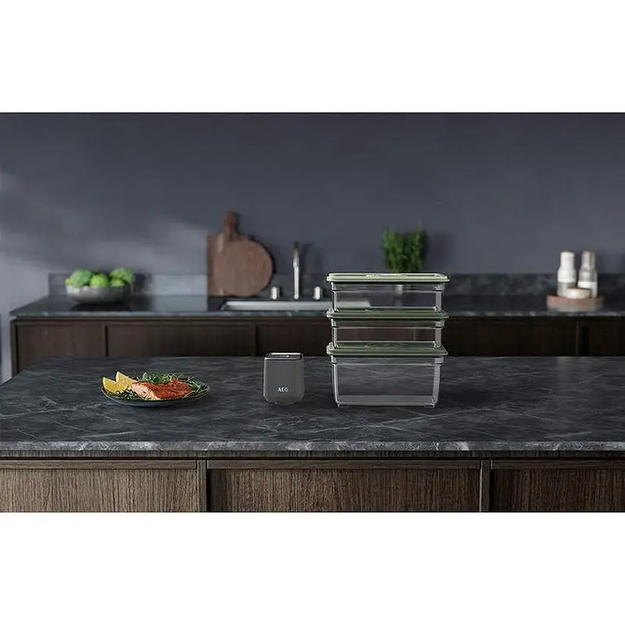 Vacuum set AEG AVFK1+ - Уреди за вакуумиране<<<Уреди за кухня<<<Малки електроуреди<<<TechnoMix&&&Машина за