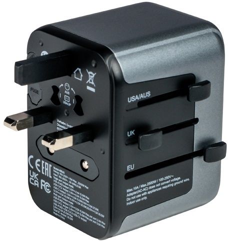 Verbatim UTA-03 Universal Travel Adapter with 1 x USB-C PD 30W & QC 3.0 / 2 x USB-C / 2 x USB-A