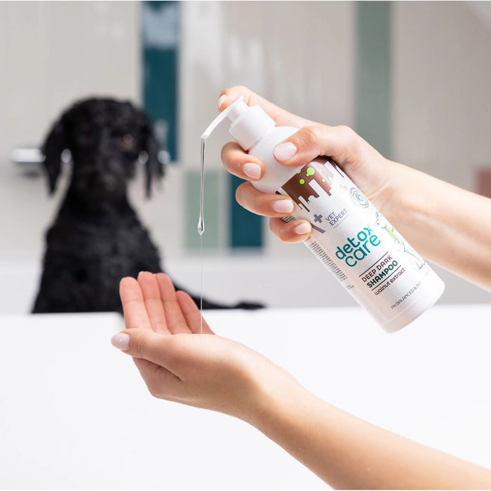 VETEXPERT Detox Care Deep Dark Shampoo - shampoo for dogs and cats - 250 ml