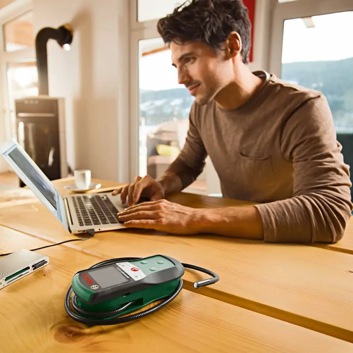 Videocamera BOSCH 06036870Z0 - Сигурност Удома<<<Дом Градина<<<BigBuy&&&Видеокамери за наблюдение<<<Сигурност