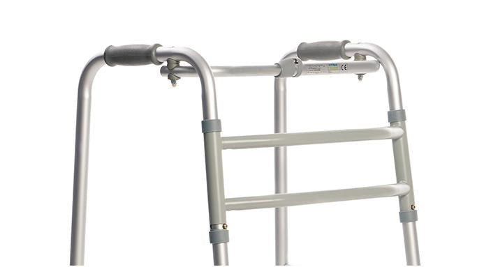 Walking frame rehabilitation with 4 wheels