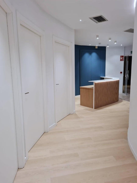 FLOORING LVT CREAM OAK