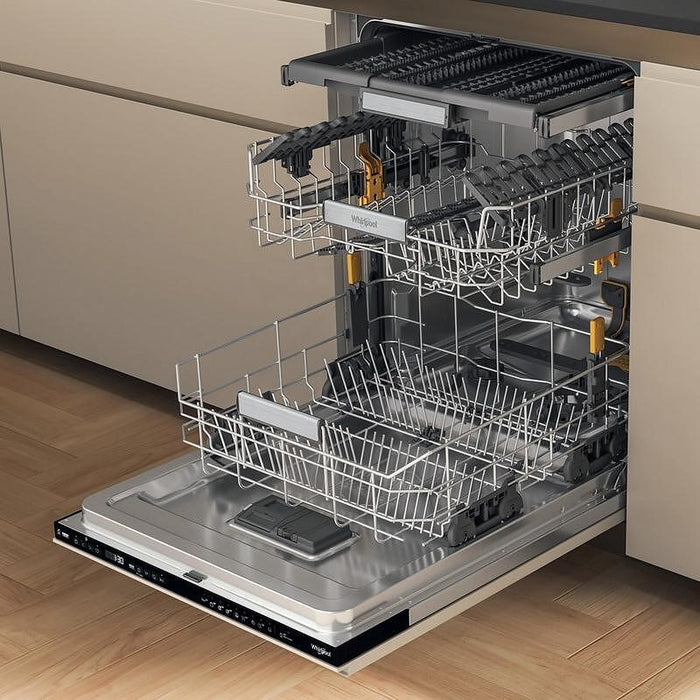 Built-in dishwasher Whirlpool MaxiSpace W7I HP42 L, 15 sets, 600 W, mm, C