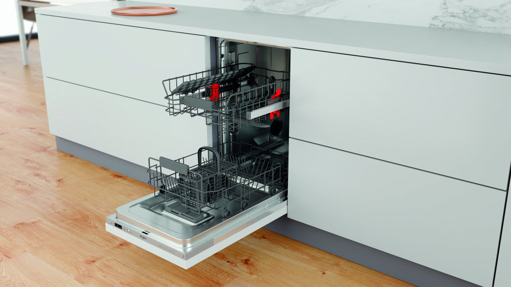Built-in dishwasher Whirlpool WSIC 3M27