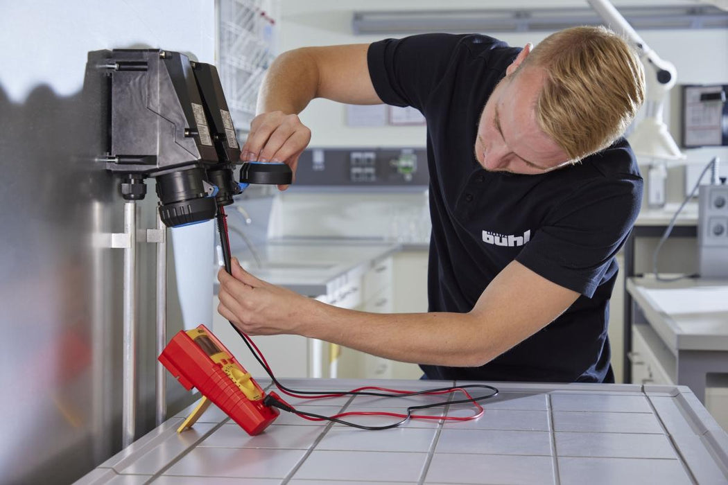 DIGITAL MULTISET UP TO 600V AC CAT IV