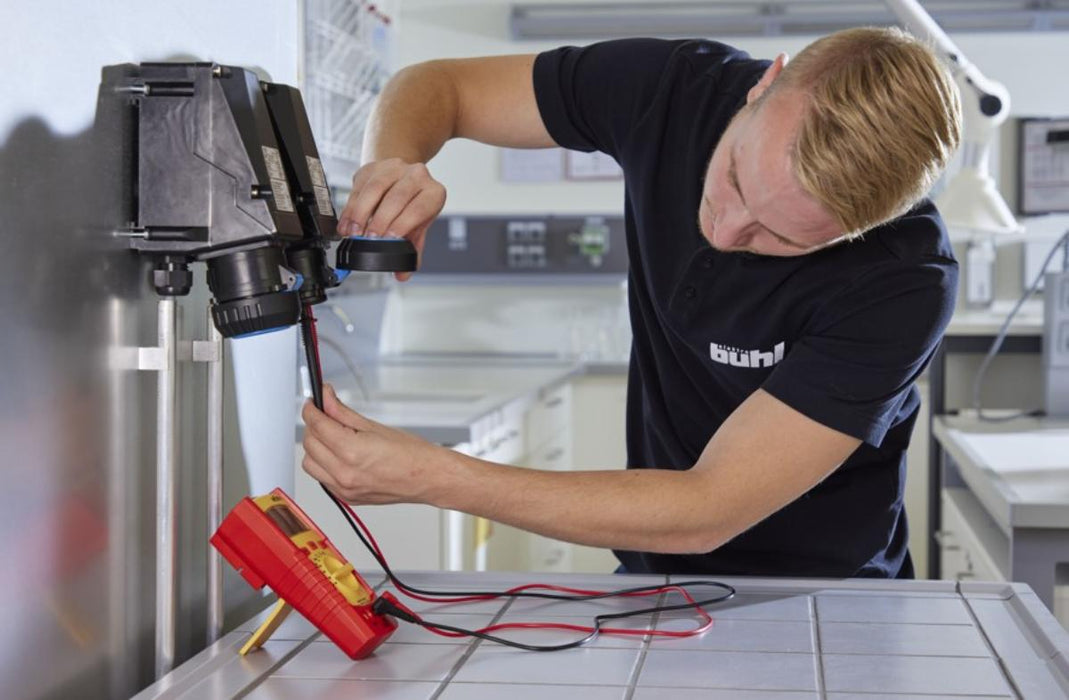 DIGITAL MULTISET UP TO 600V AC CAT IV