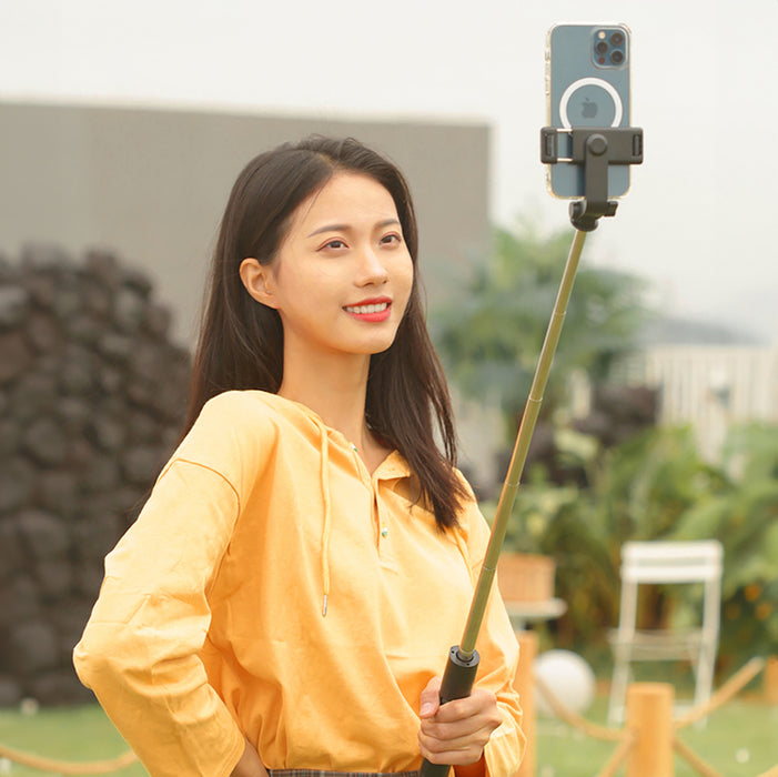 Selfie stick WHS1Y telescopic tripod 1m with phone holder - black