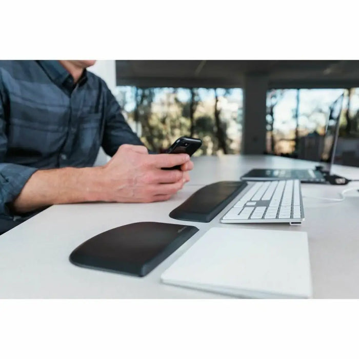 Wrist Support for Typing Kensington K52799WW - Електроника Периферни и резервни части<<<Компютри|