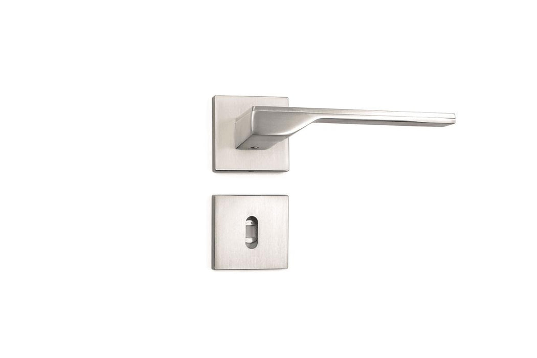 INTERIOR HANDLE M-049 STAINLESS STEEL