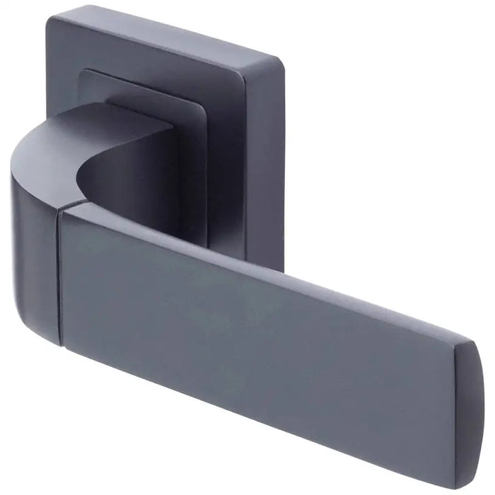 YALE BOLOGNA DOOR HANDLE - Обков за врати<<<Обков<<<Мебели и интериор<<<Praktiker&&&Обков за врати<<<Врати и