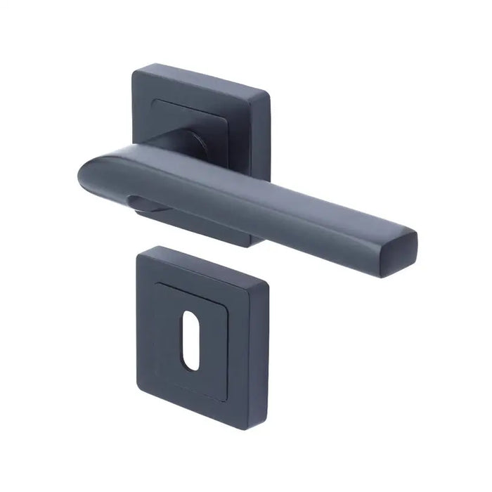 YALE SIENA DOOR HANDLE - Обков за врати<<<Обков<<<Мебели и интериор<<<Praktiker&&&Обков за врати<<<Врати и