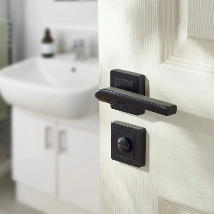 YALE SIENA DOOR HANDLE - Обков за врати<<<Обков<<<Мебели и интериор<<<Praktiker&&&Обков за врати<<<Врати и