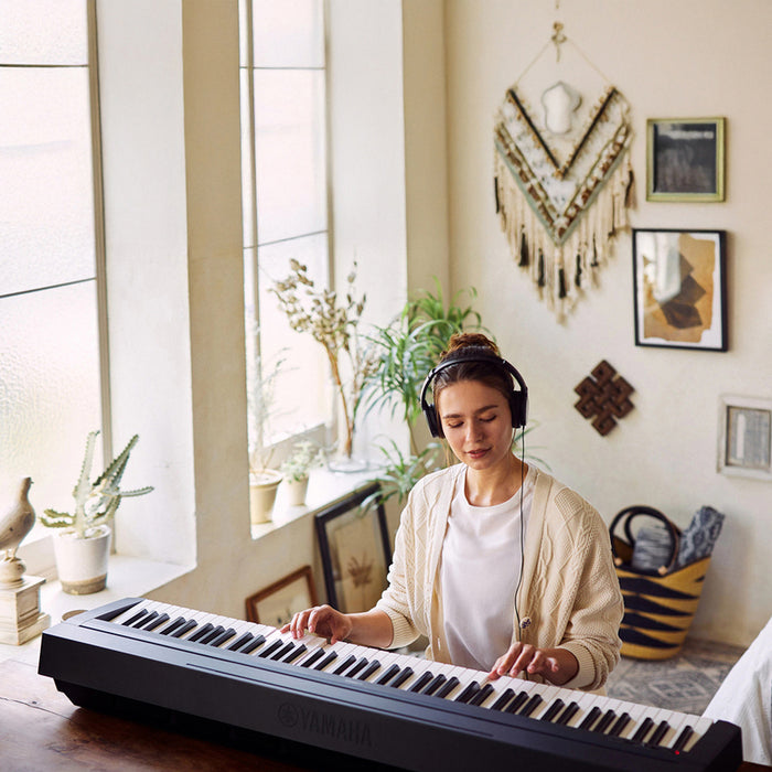 ELECTRONIC PIANO YAMAHA P-45